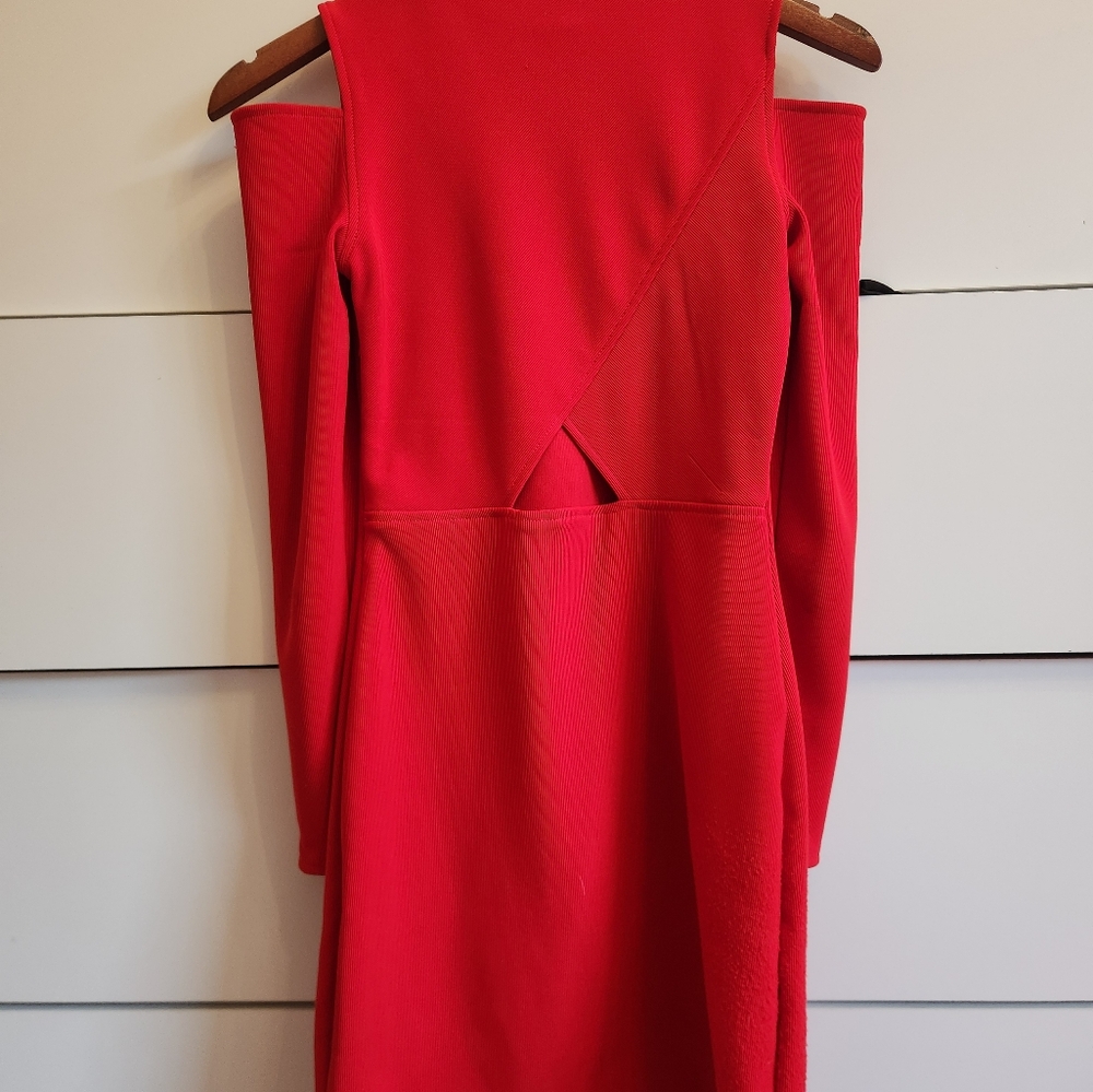Dress - Picture 2 of 4